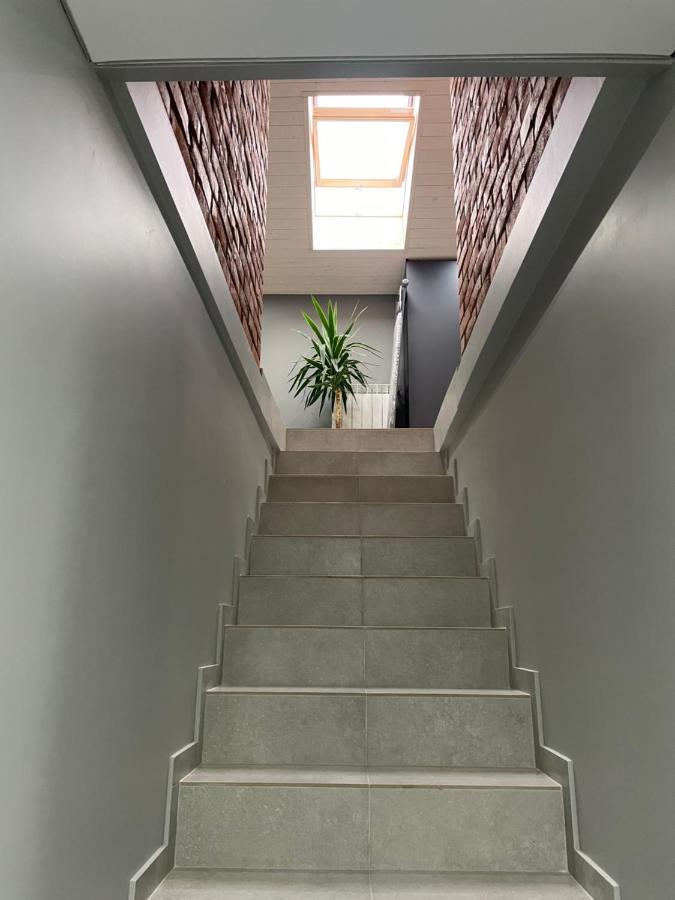 Appartement «Гори́Ще На Площі Польський Ринок» à Kamianets-Podilsky Extérieur photo