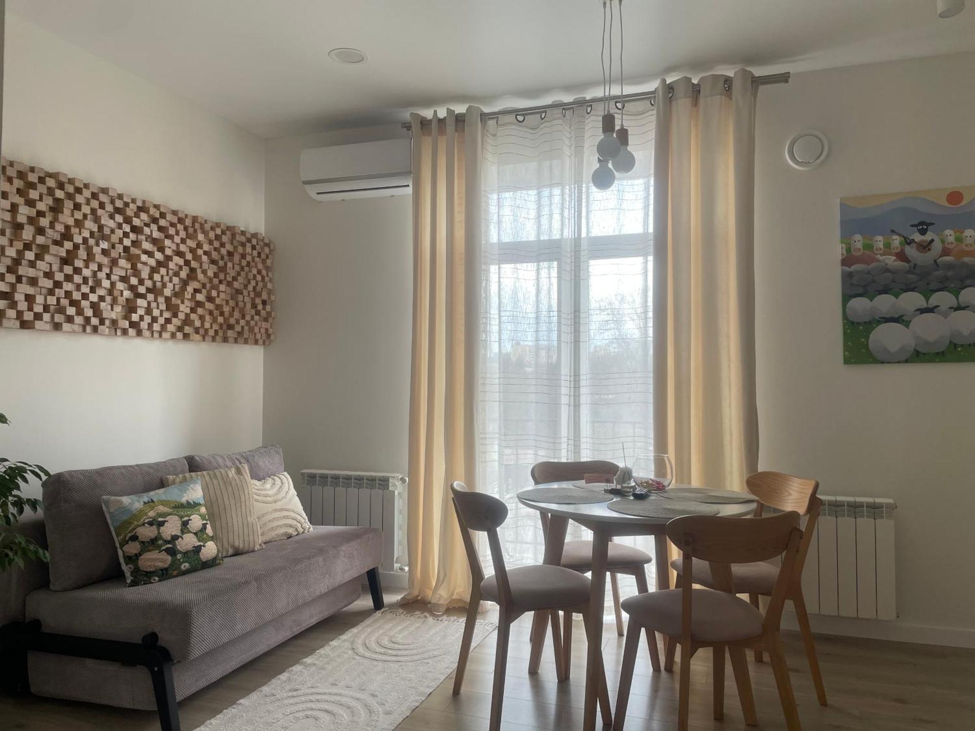 Appartement «Гори́Ще На Площі Польський Ринок» à Kamianets-Podilsky Extérieur photo